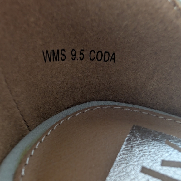 New without box Dolce Vita Coda Sage Size 9.5 Platform Sandals - Picture 5 of 5